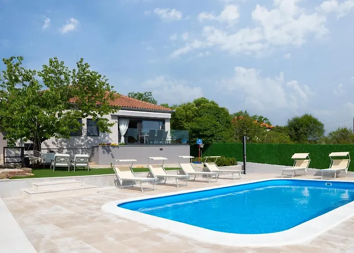 Villa Voyage